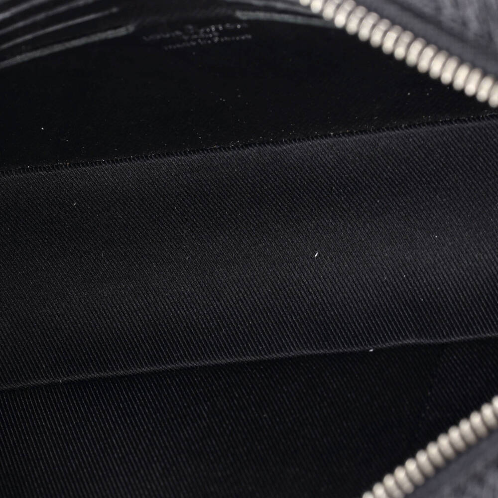 Louis Vuitton Kasai Clutch Taiga #250840L67B - Picture 5 of 8